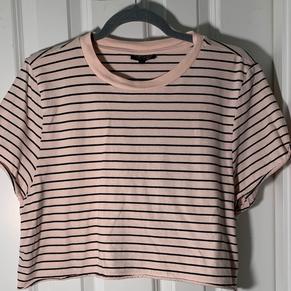 Pink Cropped Top with Black Stripes - Picture 2 of 3